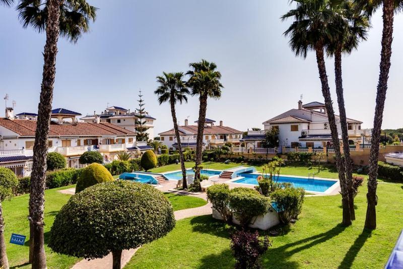 Bungalow Con Terraza La Mata La Mata  Ngoại thất bức ảnh
