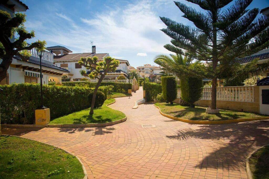 Bungalow Con Terraza La Mata La Mata  Ngoại thất bức ảnh